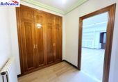 91m² bureau pour vente à Ávila photo