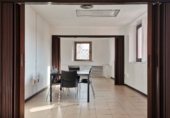 Oficina en alquiler con 200m² en Cornellà de Llobregat, Calle de Can Roses número 15 foto
