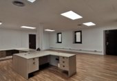 Oficina en alquiler con 200m² en Cornellà de Llobregat, Calle de Can Roses número 15 foto