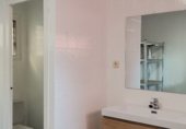 Oficina en alquiler con 200m² en Cornellà de Llobregat, Calle de Can Roses número 15 foto