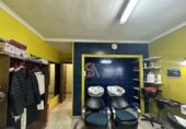 41m² hair salon for rent in Valladolid, in the area of University photo