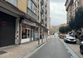41m² hair salon for rent in Valladolid, in the area of University photo