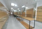 Local comercial en alquiler con 140m² en Logroño foto