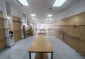 Local comercial en alquiler con 140m² en Logroño foto