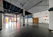 Local comercial
en lloguer
amb 297m² a Loja foto
