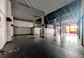 Local comercial
en lloguer
amb 297m² a Loja foto