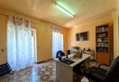 Edificio en venta con 517m² en Linares, calle isaac peral, 23700 foto