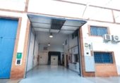 288m² warehouse for sale in Málaga, in the area of Industrial Park Guadalhorce, Calle Concepción Arenal photo