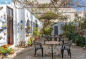 Hotel
en venda
amb 554m² a Salobreña, Calle Nueva foto