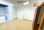 Local comercial en venta con 105m² en Ramales de la Victoria, Barrio La Quintana foto