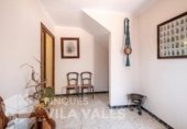 485m² building for sale in Sant Feliu de Codines, Carrer del Doctor Antoni Reig photo