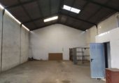 Nave en venta con 200m² en Sevilla foto