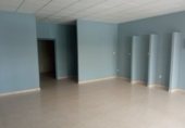 90m² locaux commerciaux pour location à Ferrol, dans le quartier de Recimil photo