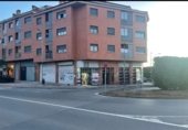 Local comercial en alquiler con 300m² en Villamediana de Iregua foto