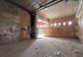 361m² commercial premises for sale in Logroño photo