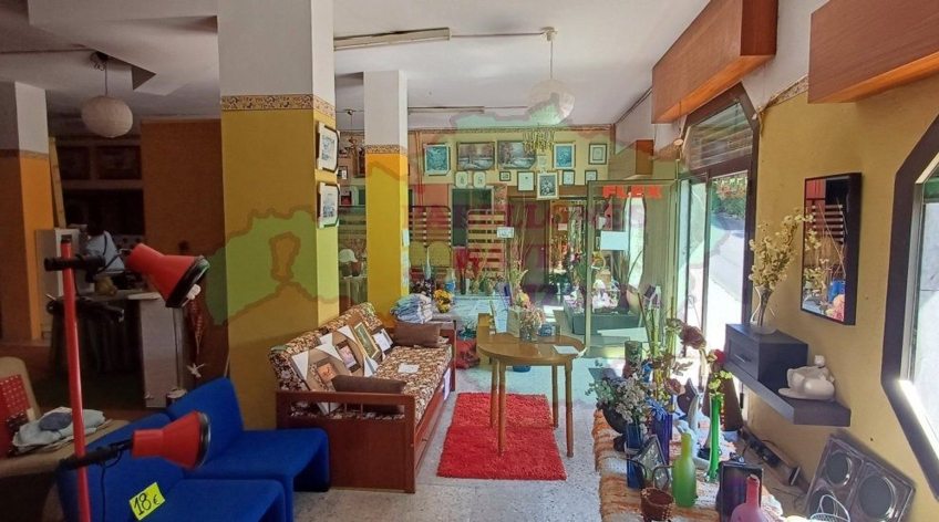 Local comercial
