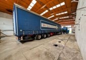 800m² warehouse industrial for sale in Loja photo