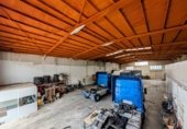 800m² warehouse industrial for sale in Loja photo