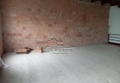 300m² entrepôt pour vente à Lucena, photo