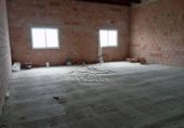 300m² entrepôt pour vente à Lucena, photo