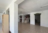 Local comercial en venta con 300m² en Lucena, Calle General Lozano foto