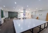 Local comercial en venta con 143m² en Valencia, en la zona de Ayora, Calle Jerónimo de Montsoriu foto