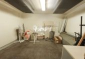 Local comercial en venta con 143m² en Valencia, en la zona de Ayora, Calle Jerónimo de Montsoriu foto