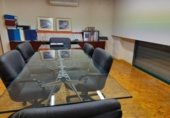 Oficina en venta con 183m² en Burjasot, Calle Guzmán El Bueno foto