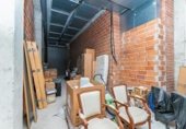 Local comercial en venta con 240m² en Puebla de Vallbona foto