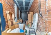 Local comercial en venta con 240m² en Puebla de Vallbona foto