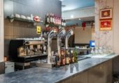 339m² restaurant for sale in Leganés, Calle San José photo