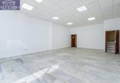 212m² warehouse industrial for sale in Peligros, Calle Loja photo