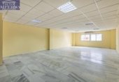 212m² warehouse industrial for sale in Peligros, Calle Loja photo