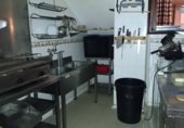 Local comercial en venta con 258m² en Valdepeñas foto