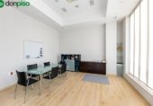 231m² commercial premises for sale in Granada, in the area of Campus, Avenida Ilustración photo