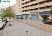 231m² commercial premises for sale in Granada, in the area of Campus, Avenida Ilustración photo