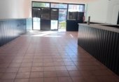 Local comercial en venta con 380m² en Torrente, Calle Padre Méndez foto