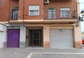 135m² commercial premises for sale in Paterna, Travesía Ingeniero Castell photo