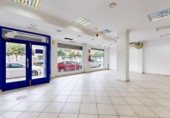 178m² commercial premises for sale in Sagunto, Calle Espronceda photo