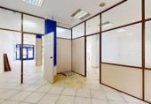 178m² commercial premises for sale in Sagunto, Calle Espronceda photo
