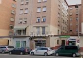 100m² commercial premises for sale in Logroño photo