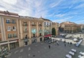 Oficina en alquiler con 50m² en Segovia foto