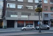 Local comercial
en venda
amb 440m² a Granada, a la zona de Barri de la Verge, Calle San Juan Baja foto