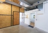 211m² commercial premises for sale in Burjasot, Avendia de la Ilustración photo