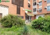 Local comercial en venta con 63m² en Granada, Calle Gabriela Mistral foto