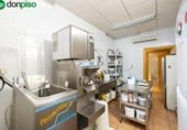 Local comercial en venta con 63m² en Granada, Calle Gabriela Mistral foto