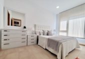 60m² locaux commerciaux pour vente à Laredo photo