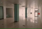 380m² commercial premises for sale in Dos Hermanas, Calle SANTA MARIA MAGDALENA, 22 photo