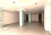 380m² commercial premises for sale in Dos Hermanas, Calle SANTA MARIA MAGDALENA, 22 photo
