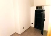 380m² commercial premises for sale in Dos Hermanas, Calle SANTA MARIA MAGDALENA, 22 photo